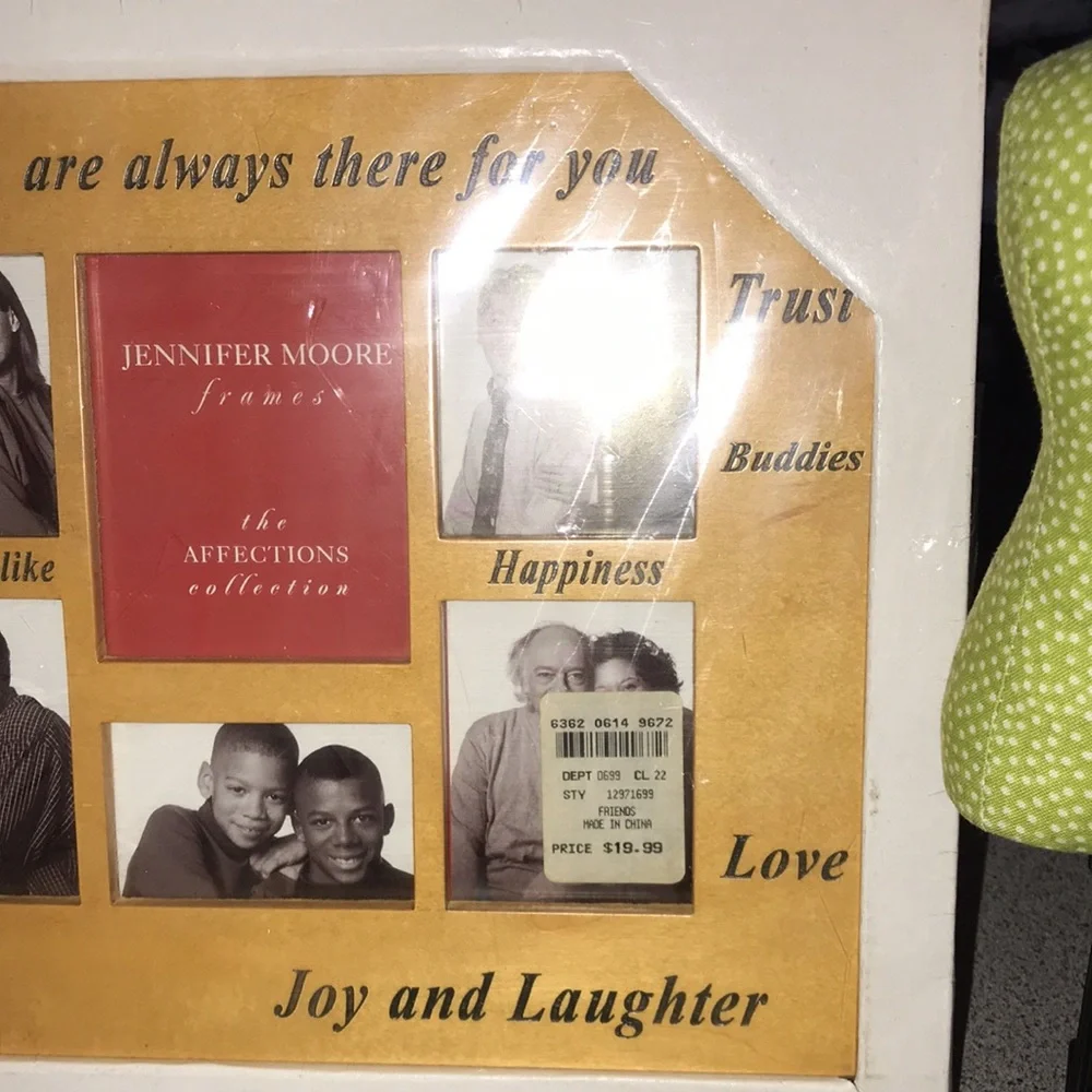 NWT Friends Photo Frame by Macys
